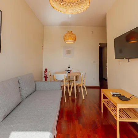 Bright Modern Boavista By Vacationy Porto